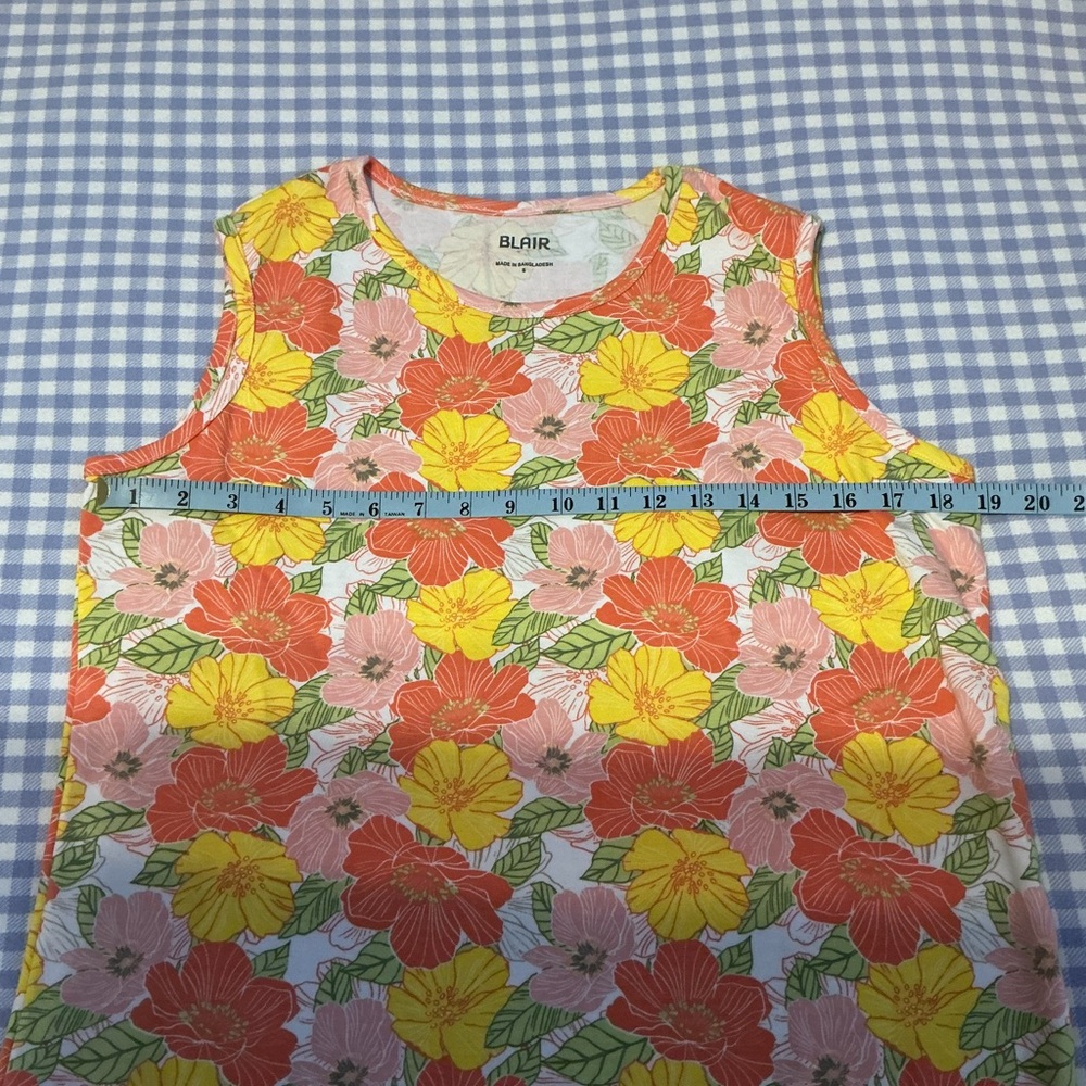 Pair Blair Women's Tank Tops Small